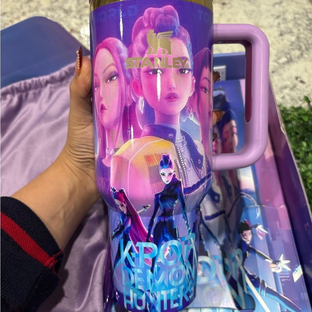 Customized Stanley Purple K-Pop Demon Hunters costumized - Picture 5 of 6
